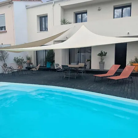 בית נופש Maison Avec Piscine, House With A Pool