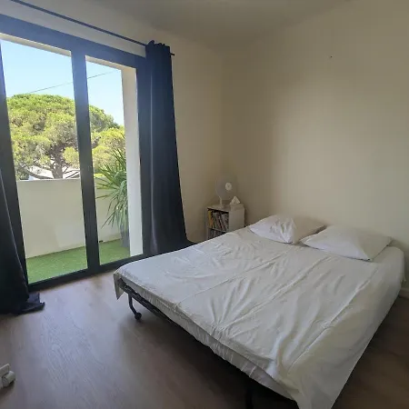 בית נופש Maison Avec Piscine, House With A Pool אגדה